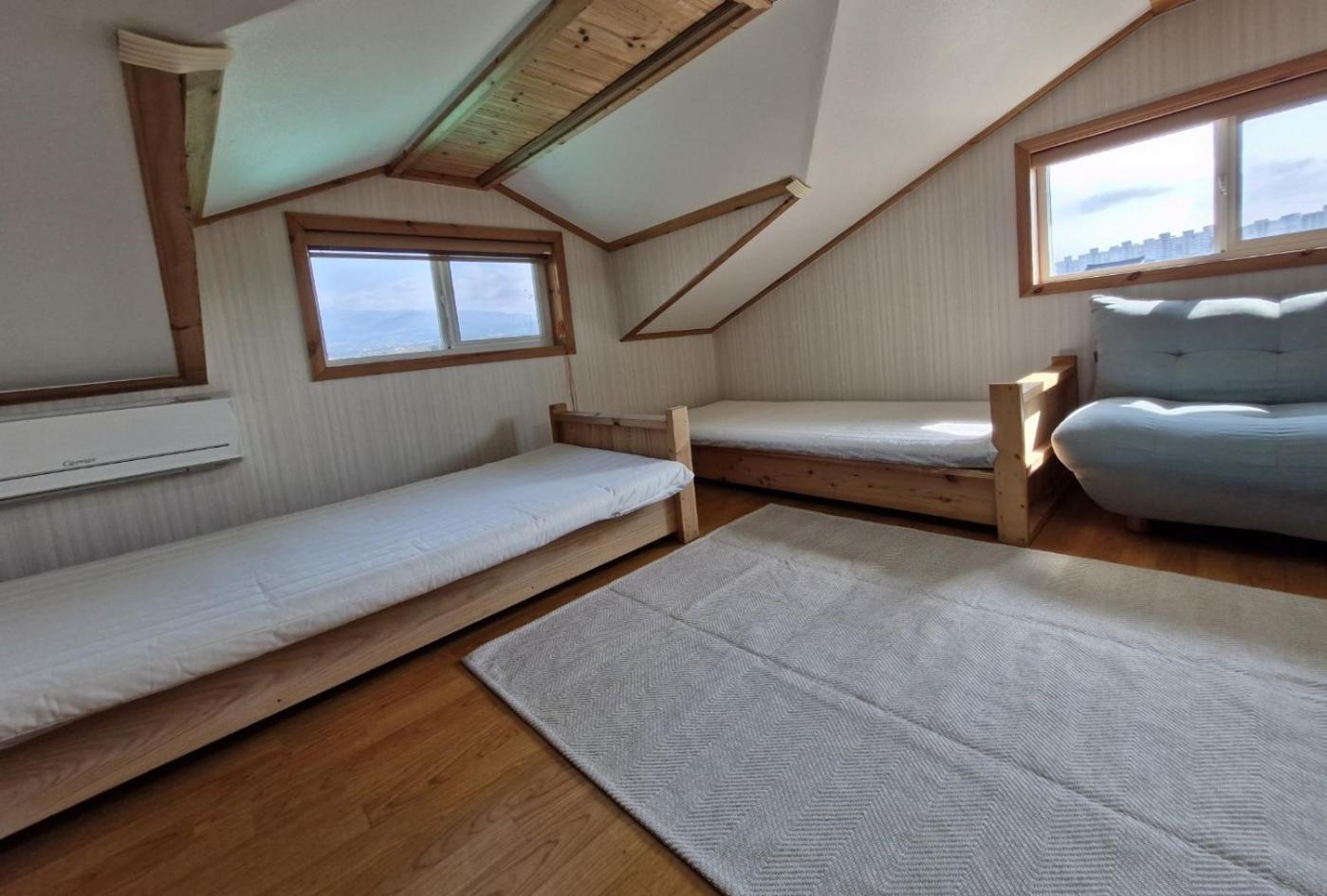 Tree House Guesthouse Jeju Exterior foto